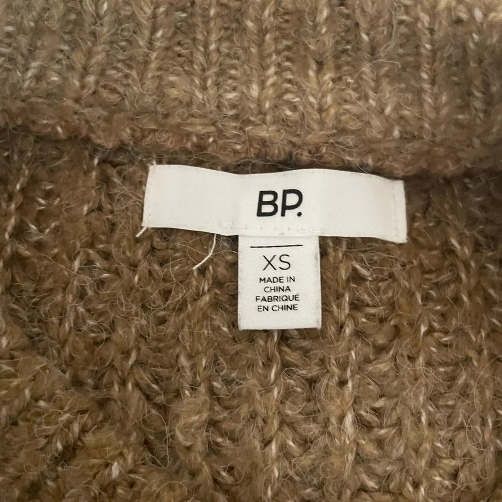 Nordstrom bp Space Dye Long Sleeve Sweater in Brown Raisin Stripe. Size X-Small